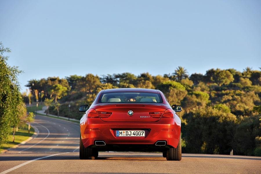  BMW 650i Coupe 2012 года  (фото 31 из 59)